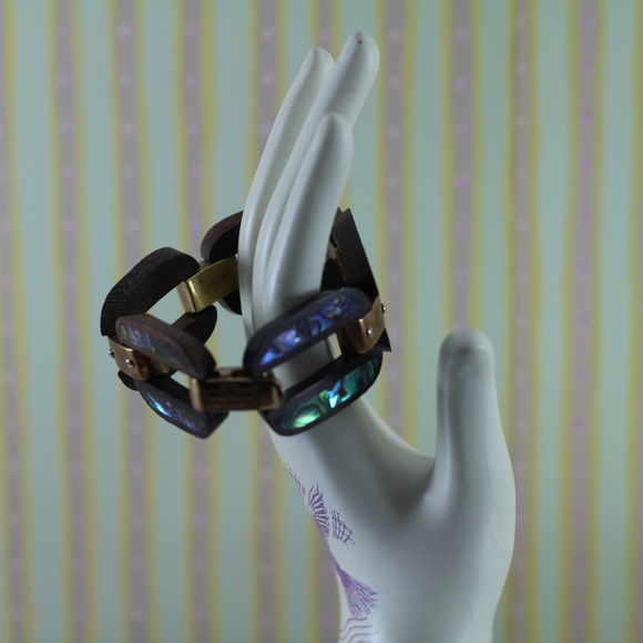 Henri Bendel Wood and Mother of Pearl Bracelet - Picture 11 of 16